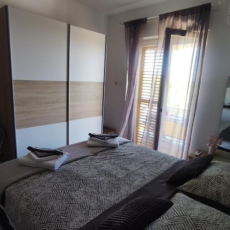 פרימוסטן Apartmani Krbelica 2 מראה חיצוני תמונה